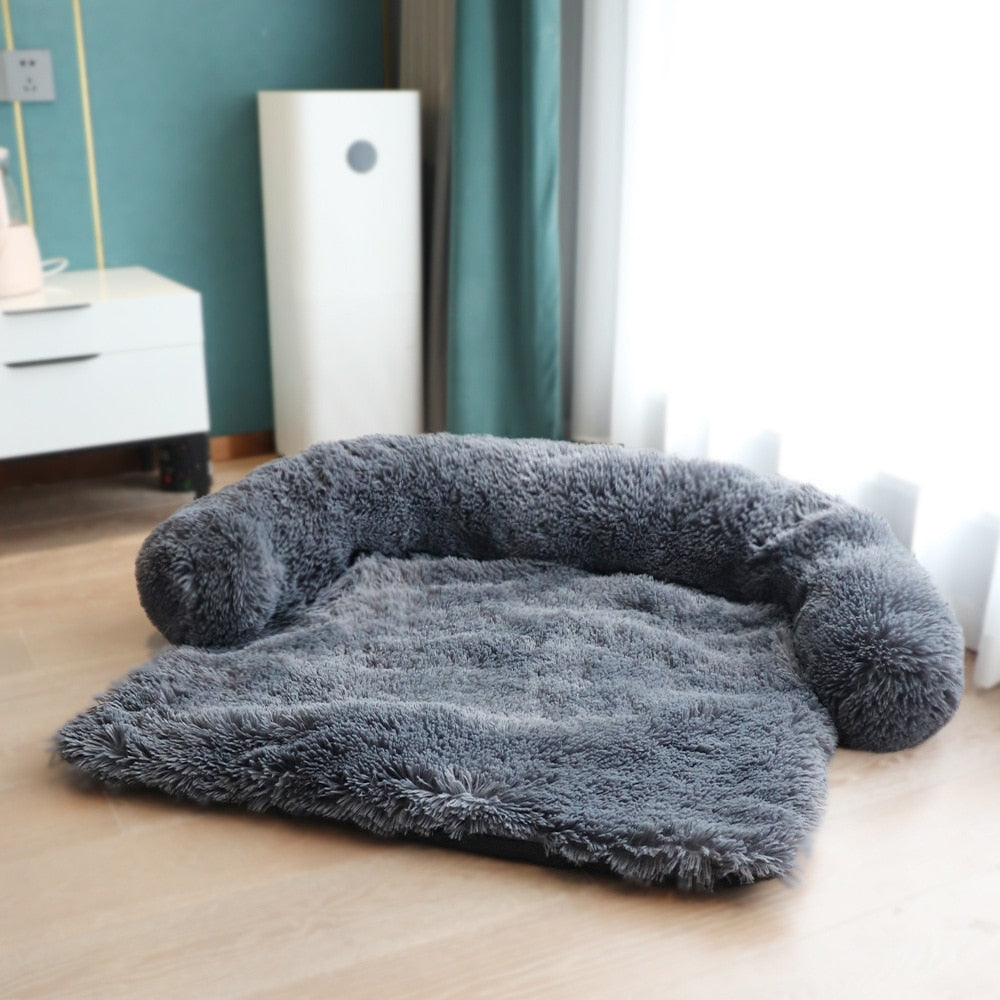 Nærbilde av antiskli-bunnen på hundesofa-beskytteren, for økt sikkerhet