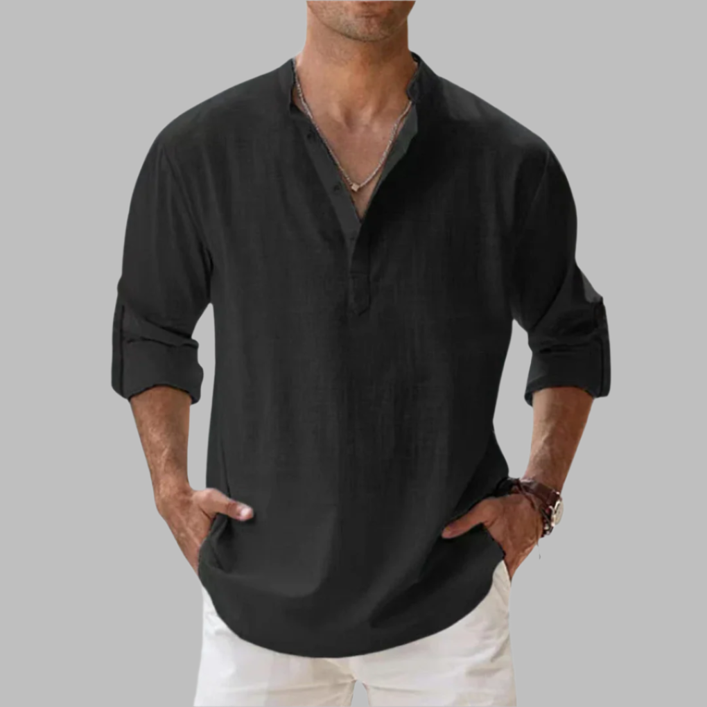 Beige linskjorte for menn, lett og luftig. Perfekt avslappet sommerstil for varme dager. Casual herreskjorte.