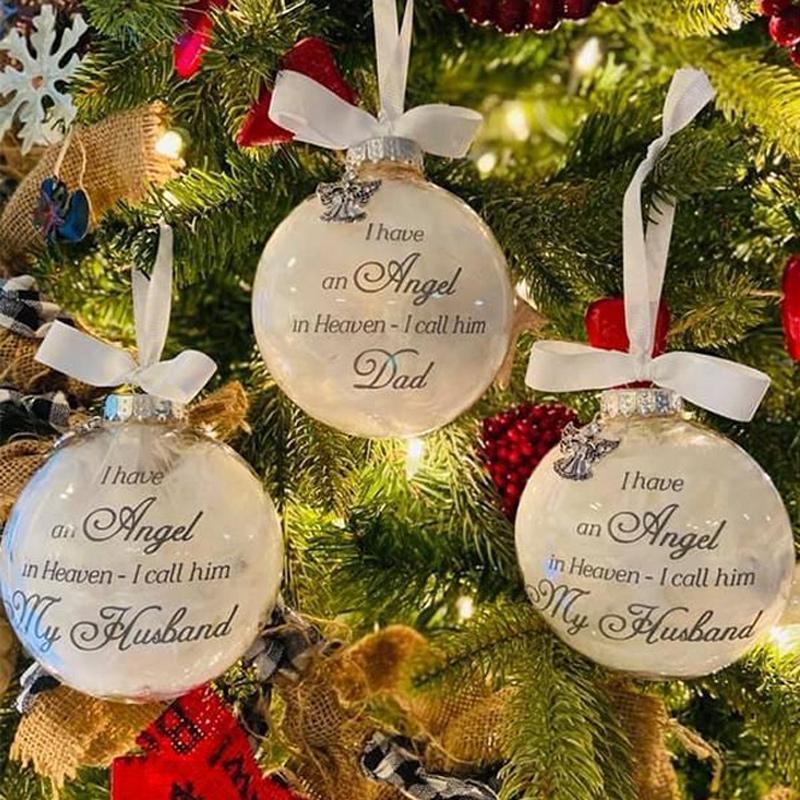 Hvit engel minnesmerke ornament for juletreet, kjærlig julepynt.