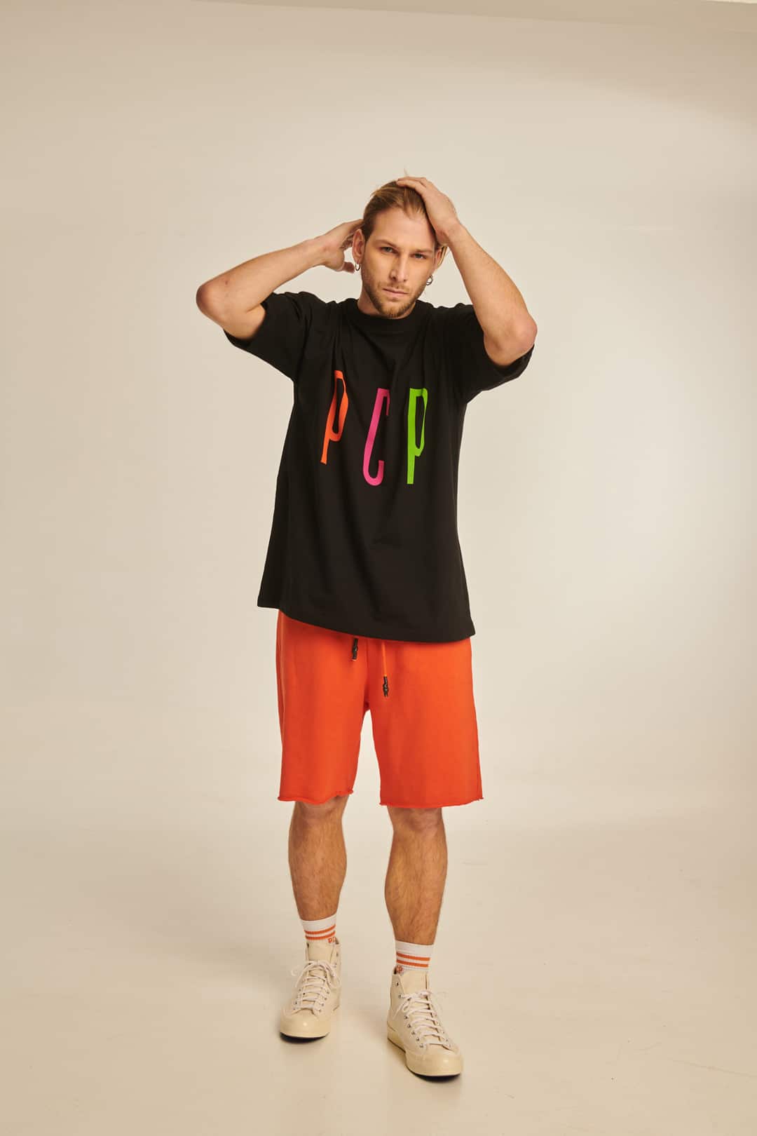Blå enfarget herre shorts. Stilig og allsidig for en casual sommerlook.