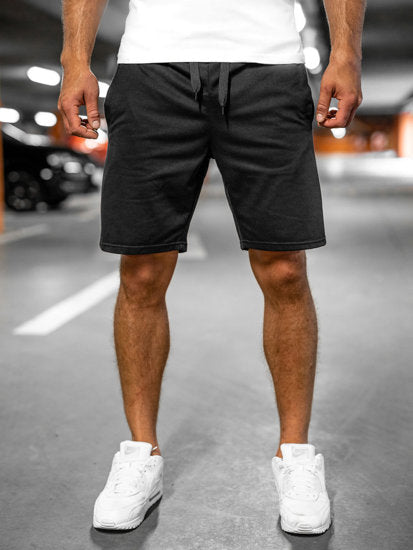 Grå herre shorts for sommer. Komfortabel fritidsshorts med trendy design.