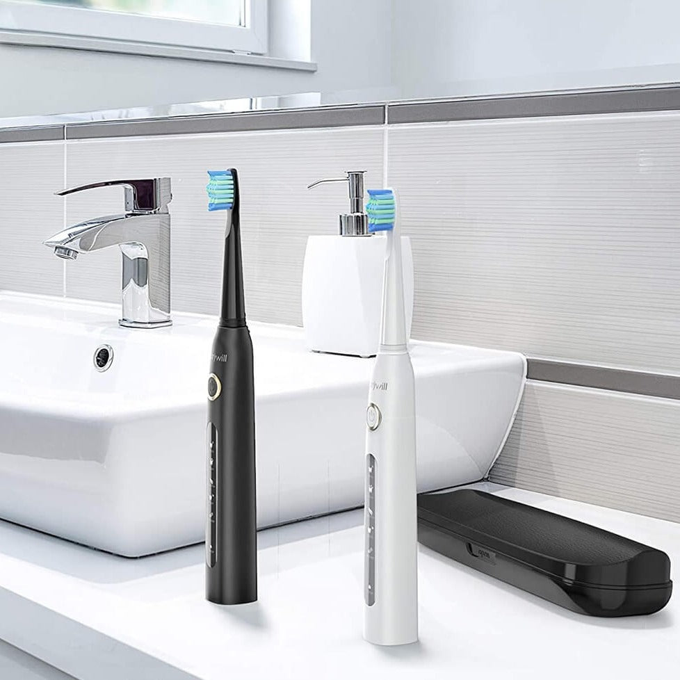 Kraftig sonic elektrisk tannbørste i hvit, tilbyr grundig plakkfjerning for optimal munnhelse.