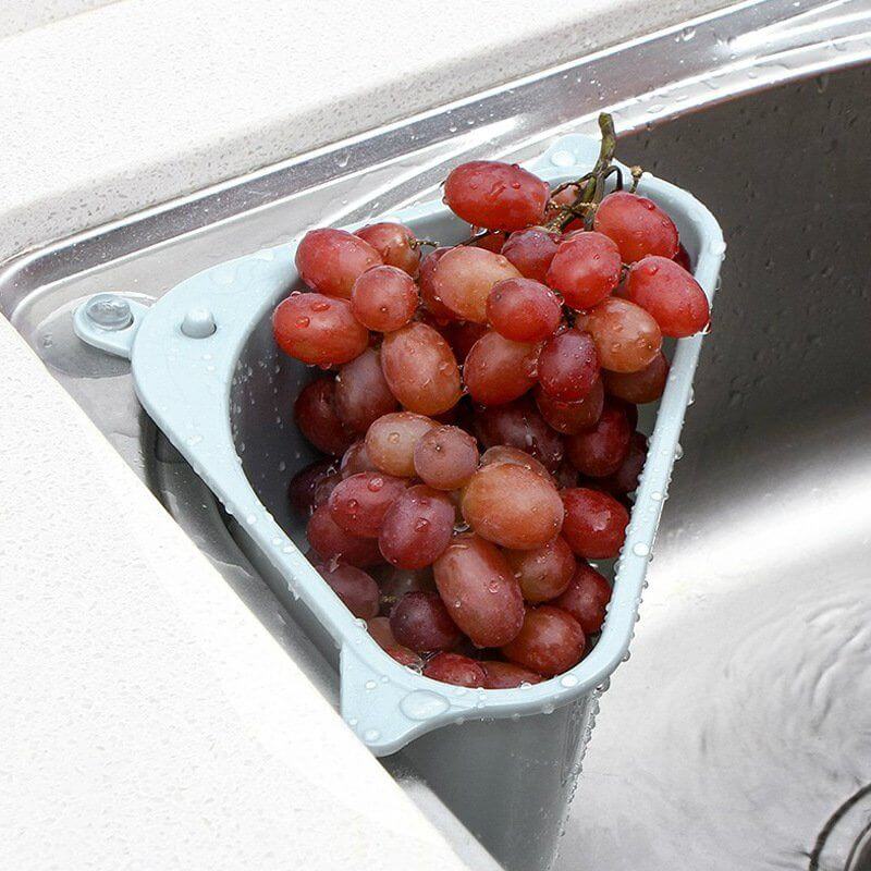 Smart hjørnevasksil i plast for kjøkken. Perfekt for oppsamling av matrester og effektiv vannavløp.