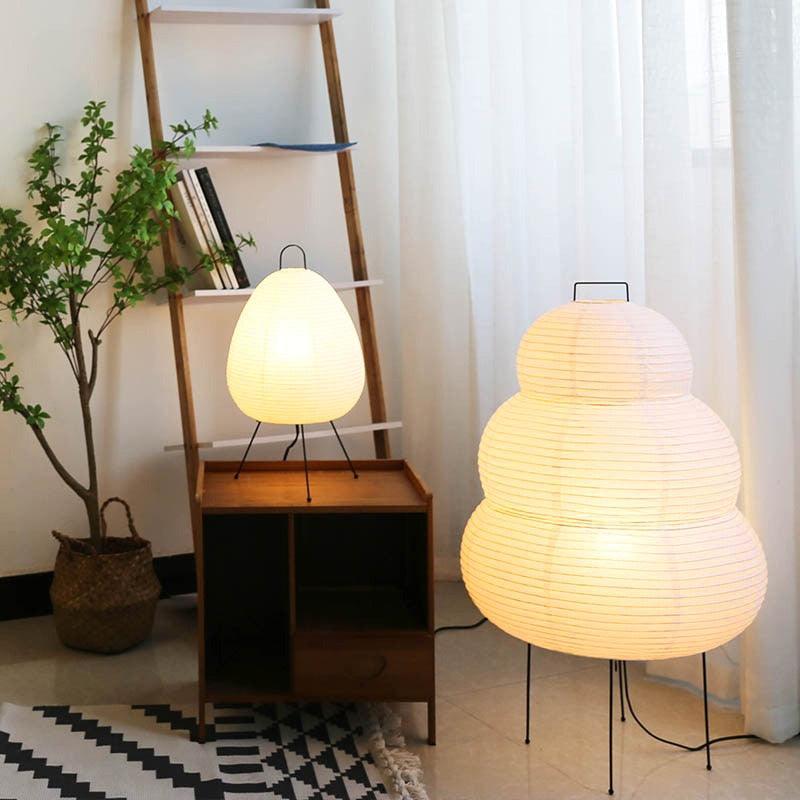 Stilren japansk papirlampe. Designlampe som gir mykt lys og en rolig atmosfære til ethvert rom.