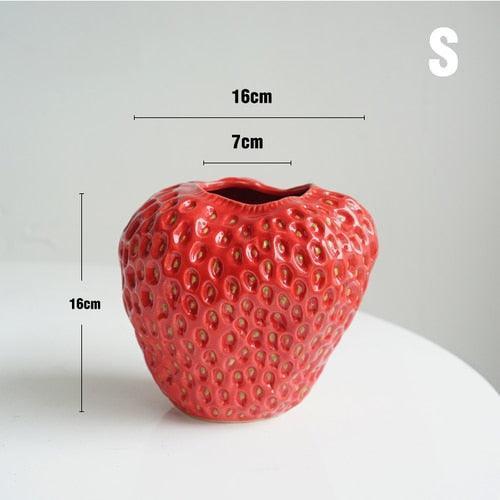 Jordbær blomsterpotte, hvit med røde jordbær. Unik dekor, stueinnredning og plantekrukke.