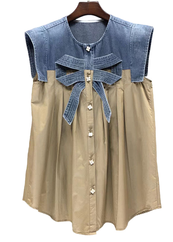 Khaki damebluse med unik patchwork og elegant sløyfe. Løs passform, perfekt for sommeren.