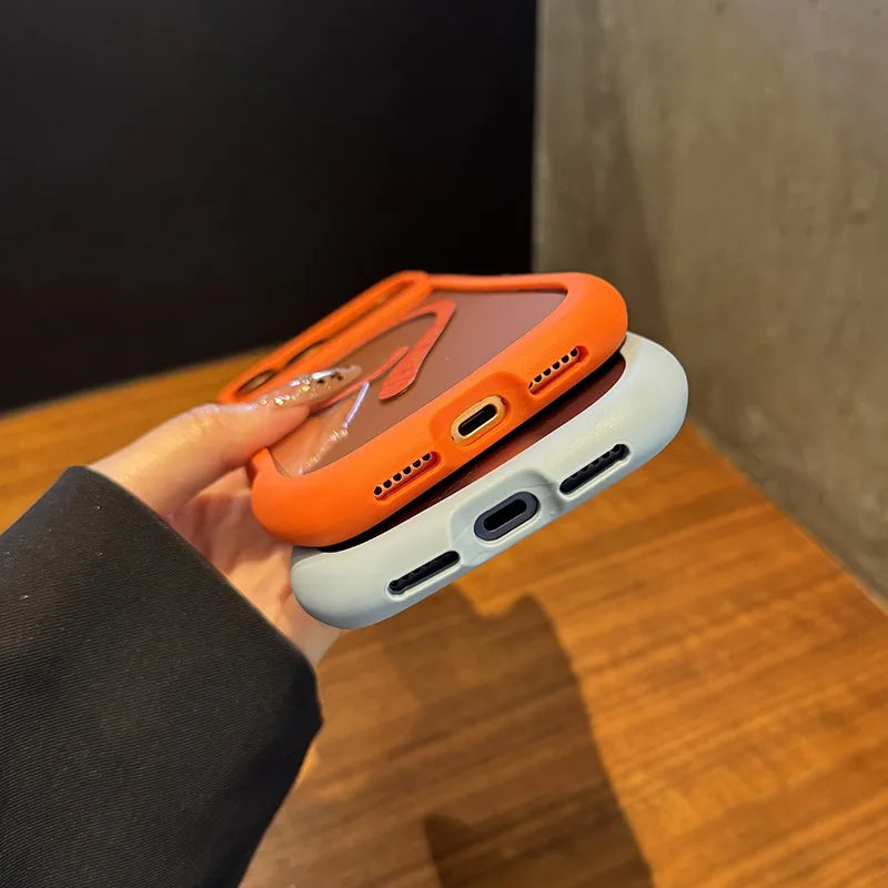 Klart iPhone deksel med Magsafe og søte katteører, for optimal mobilbeskyttelse og enkelt grep.
