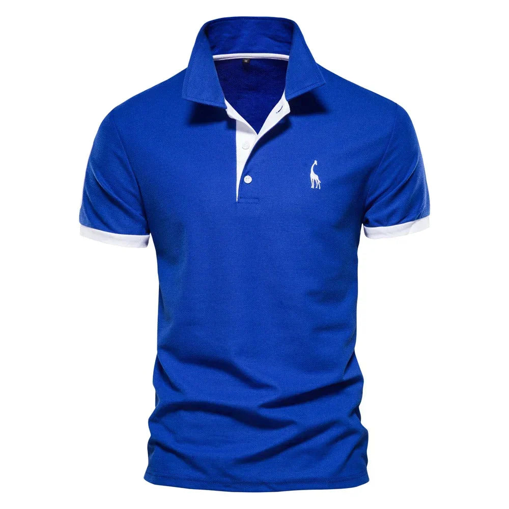 Herre polo i tidløs stil med mykt stoff, gir komfort og klassisk eleganse.