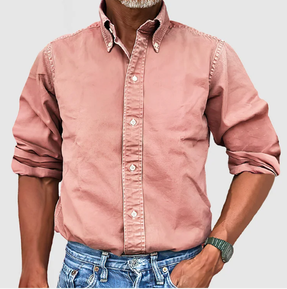 Elegant langermet herreskjorte, perfekt for formelle anledninger eller en smart casual look. Komfortabel.