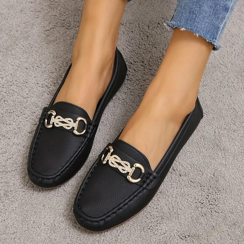 Elegante brune dame loafers med klassisk design, passer perfekt til formelle anledninger og kontoret.
