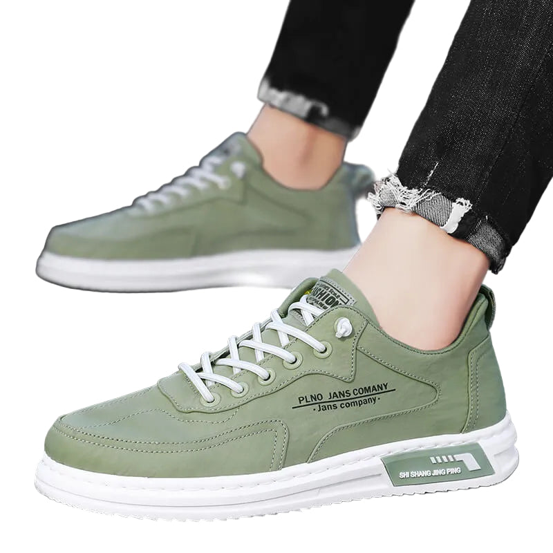Klassiske herresneakers for hverdagskomfort i grønn, svart og grå. Stilrene fritidssko med god demping.