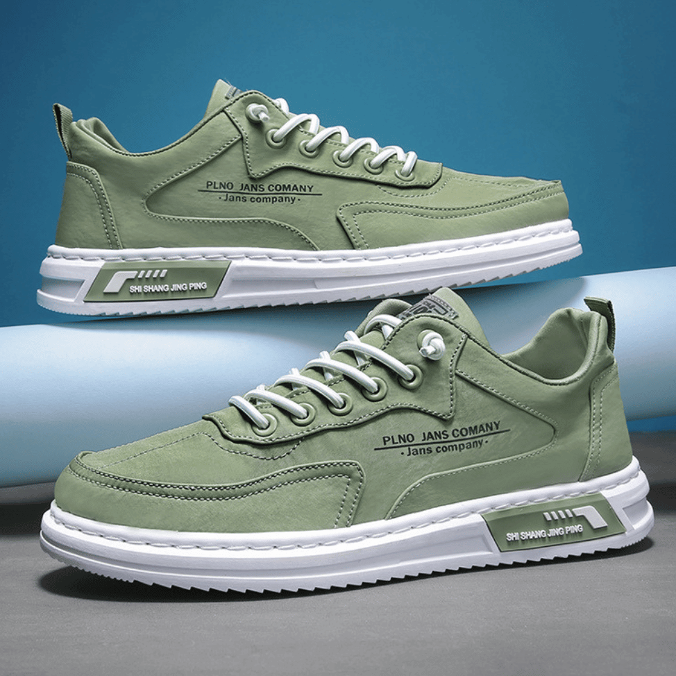 Komfortable grå herresneakers; ortopediske fritidssko for hverdagsbruk. Sklisikker såle for ekstra trygghet.