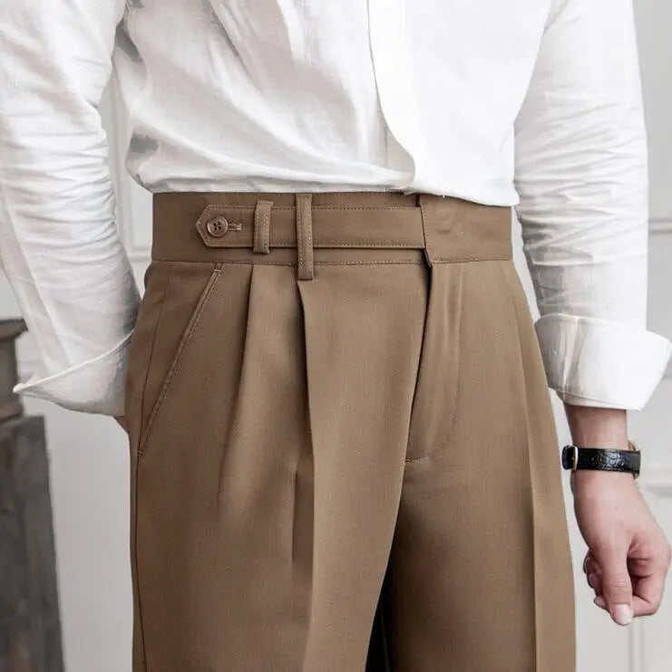 Formelle kontorbukser for menn. Klassiske skreddersydde herrebukser som kombinerer komfort med en skarp look.
