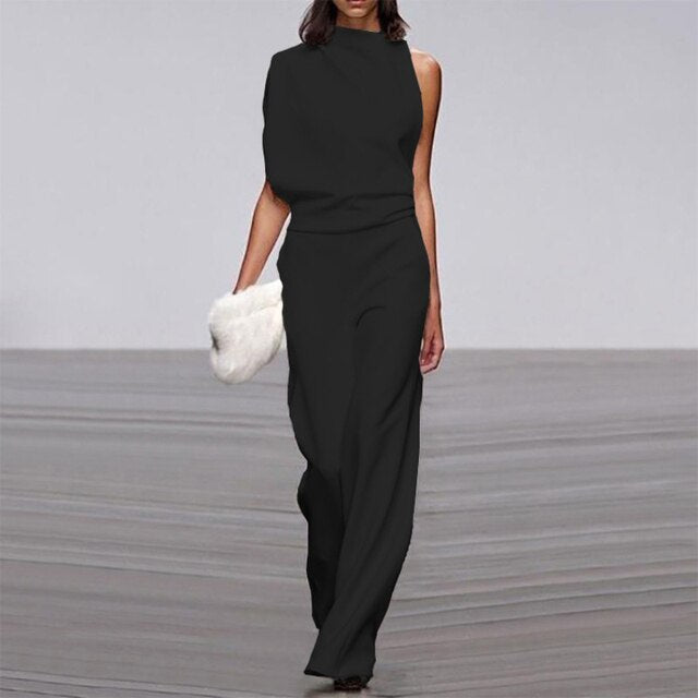 Stilfullt sommerantrekk: Ermeløs damejumpsuit med løs passform for optimal komfort. Perfekt for varme dager.