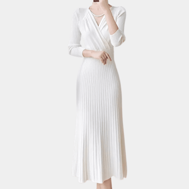 Elegant damekjole med strikket design. Komfortabel og myk kjole for kvinner, ideell som hverdagskjole.