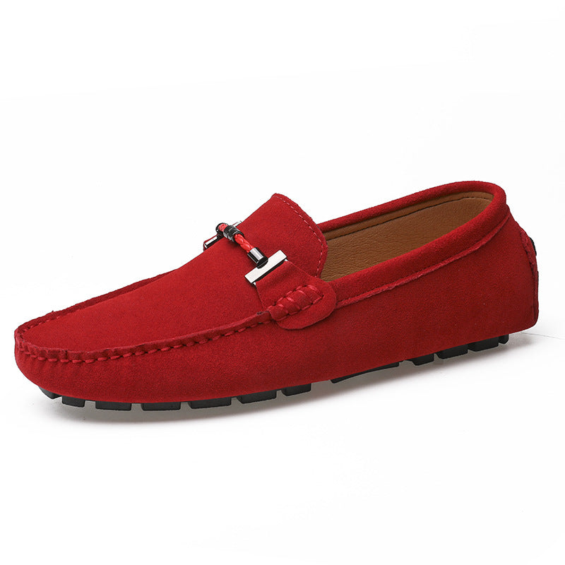 Myke semsket skinn mokasiner for herre. Brune slip-on komfortsko med slitesterk gummisåle for fritid og hverdag.