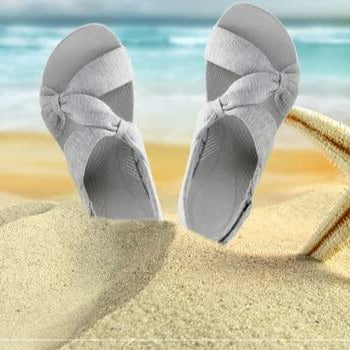 Røde damesandaler for kvinner. Elegante, lette og sklisikre sommersko med optimal komfort og god støtte.