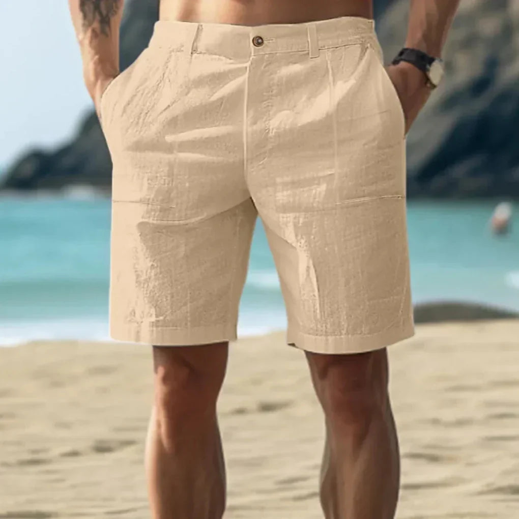 Mørkeblå herreshorts med snøring, ideell for strand, fritid og varme sommerdager. Casual stil.
