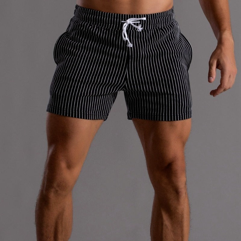Moderne strandshorts for menn, med elastisk midje for optimal komfort og bevegelsesfrihet.