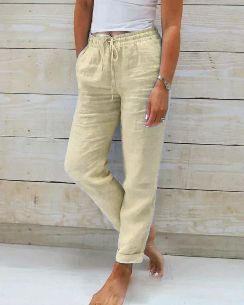 Elegante casual damebukser med komfortabel passform for en avslappet, men stilfull look. Perfekt for fritid.