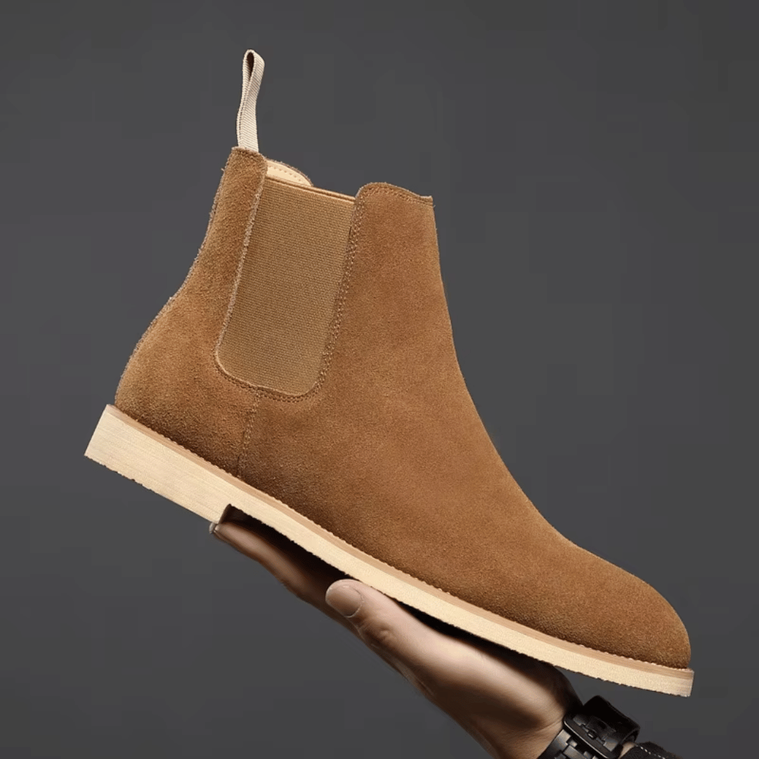 Elegante kvinne støvler med stilrent design, perfekt for høstsesongen. Robuste og komfortable boots.