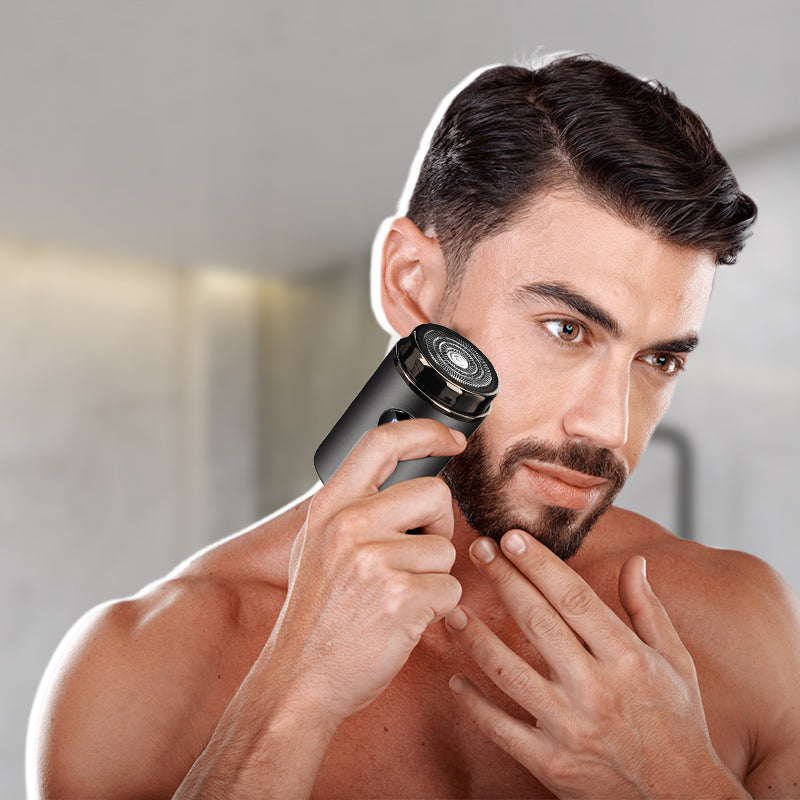 Enkel å bruke mini barbermaskin, elektrisk og oppladbar, for rask og glatt barbering.