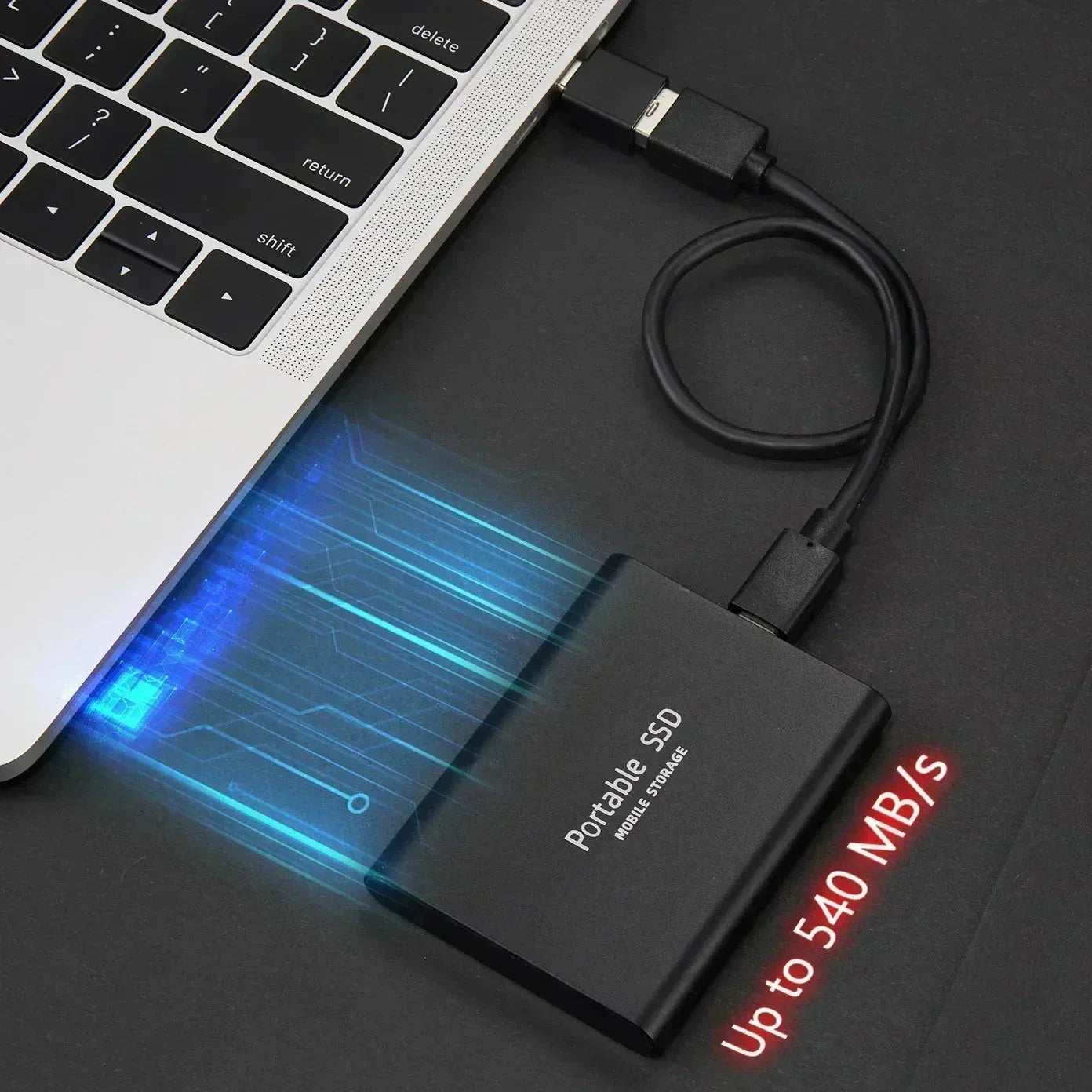 Kraftig 2TB ekstern SSD for datamaskiner; rask, bærbar og støtsikker lagring for alle dine viktige filer.