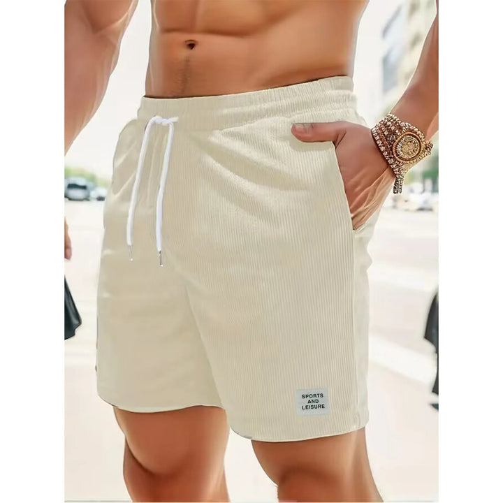Lettvektige og komfortable kordfløyels sommershorts for menn, med elastisk midje og snøring.