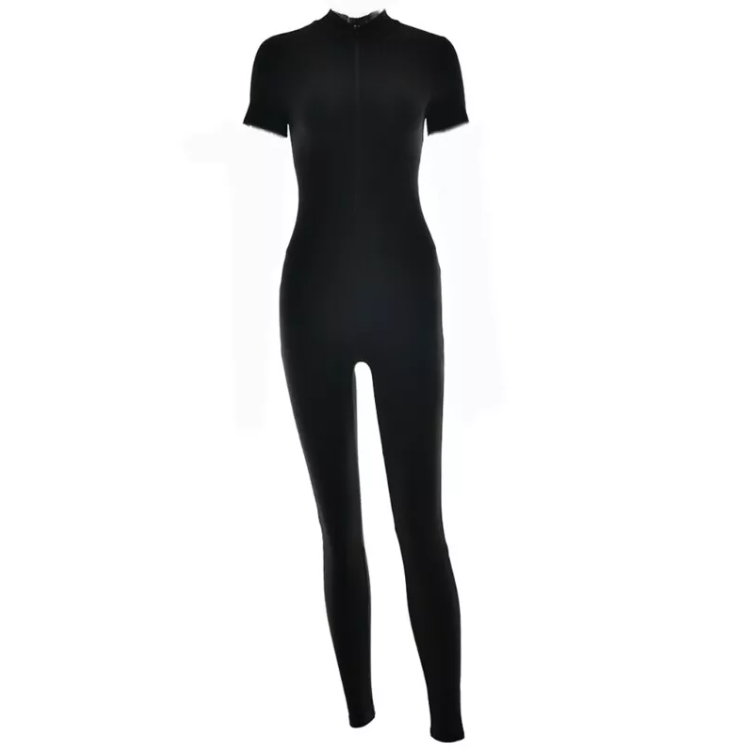 Kortermet fitness jumpsuit for kvinner, tettsittende treningsoverall i pustende stoff, perfekt for aktivitet.