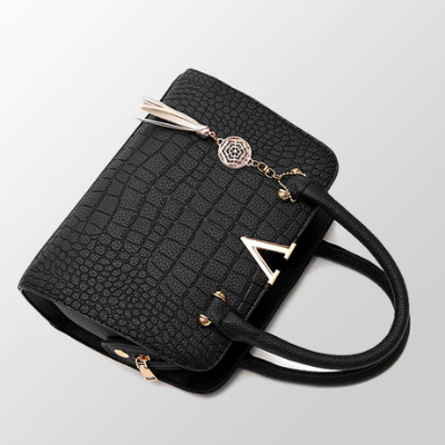 Elegant tilbehør: PU-skulderveske med krokodillemønster, perfekt til fest.
