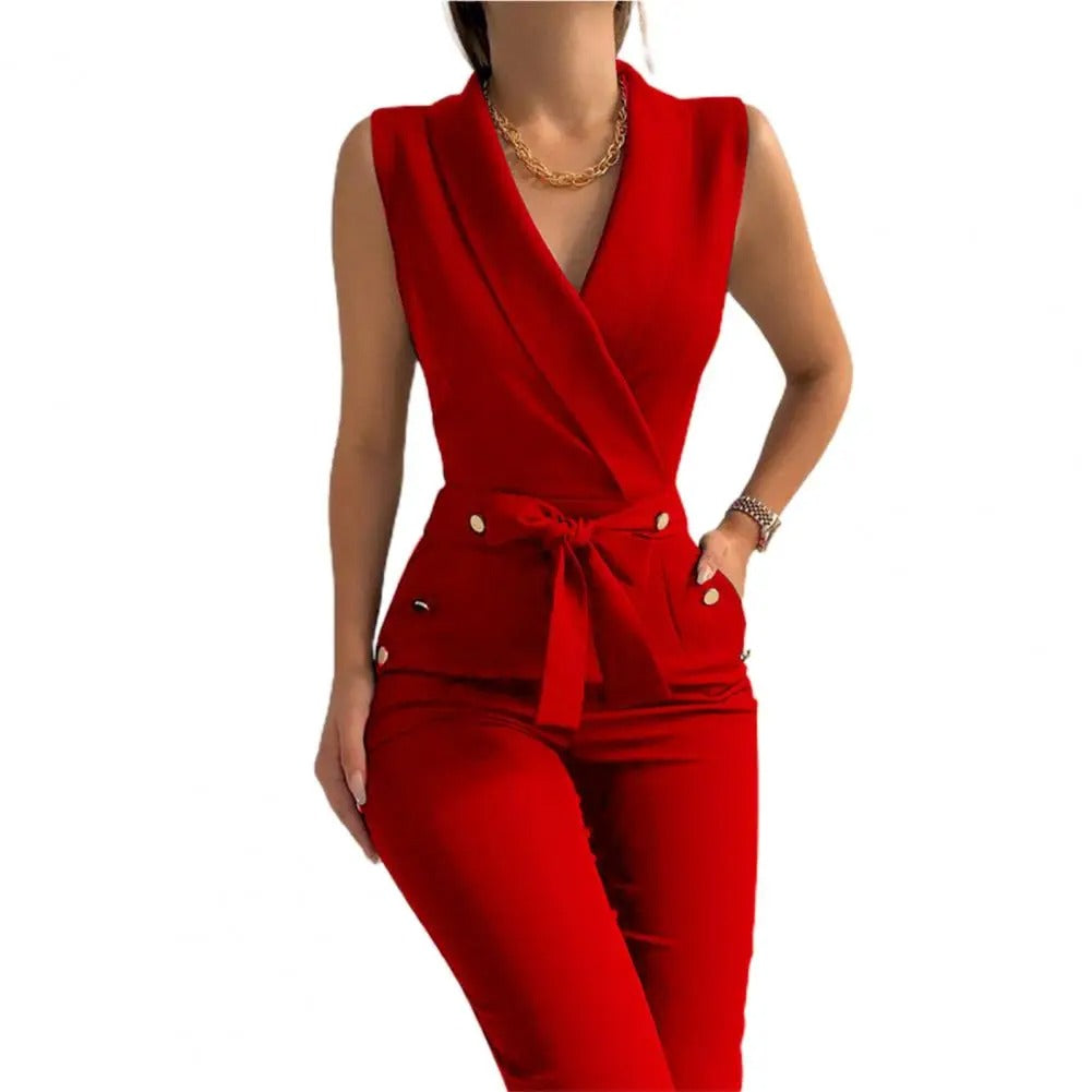 Kvinner ermeløs V-hals jumpsuit med vide ben i mørkeblå, perfekt for sommerlige casual anledninger.