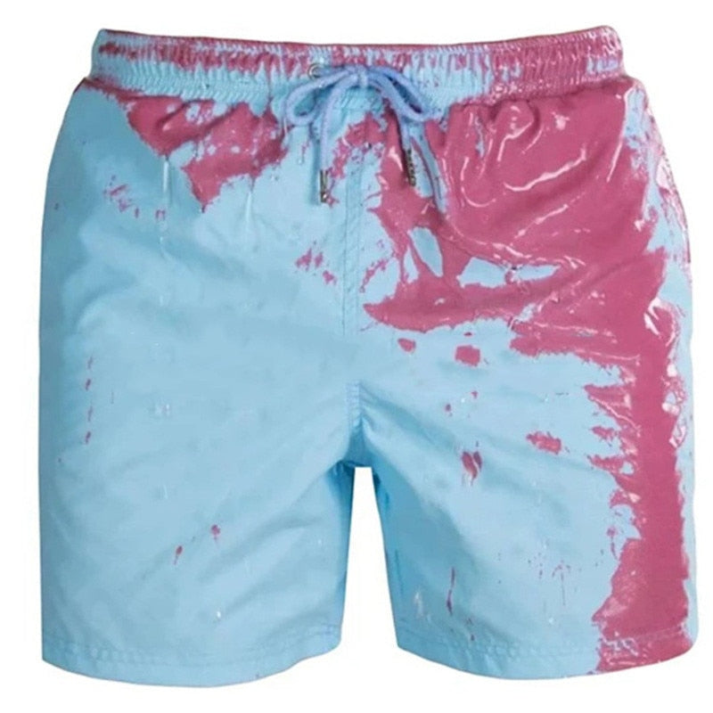 Magiske svømmeshorts for damer. Se fargene endre seg når de blir våte.