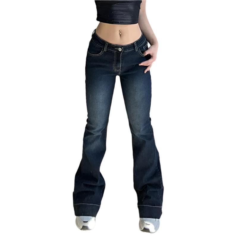 Kvinner flare-jeans med lav midje i retro stil. Høy stretch denim for komfortabel, utsvingt passform.