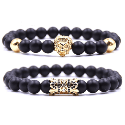 Eksklusivt kvinner naturstein armbånd med løve. Elegant smykke som symboliserer styrke, mot og selvtillit.