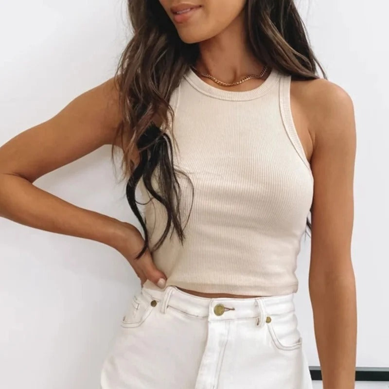 Elegant offshoulder tanktopp for kvinner. Ribbet design gir stil og komfort.