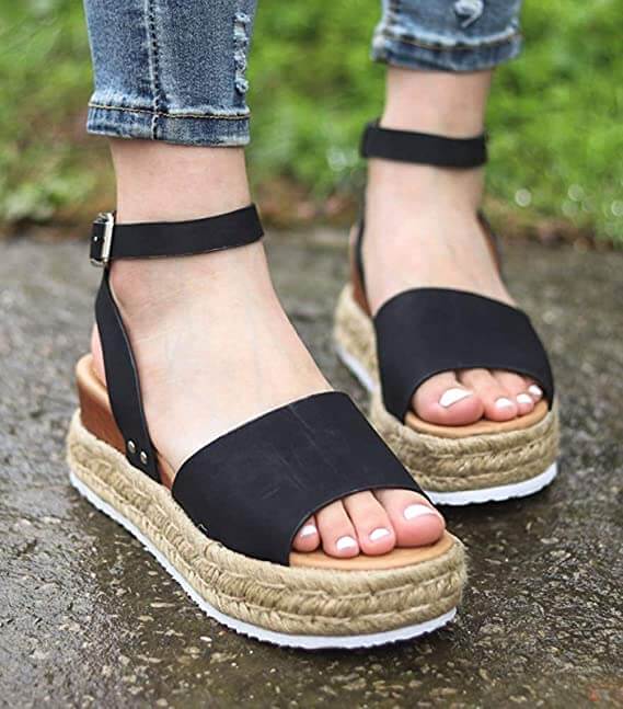 Kvinner motesko: Sommer espadriller med plattform, kilehæl og elegant ankelstropp.