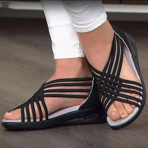 Klassiske sporty sandaler for kvinner. Komfortable slip-on kiler, ideelle for sommerens fottøy.