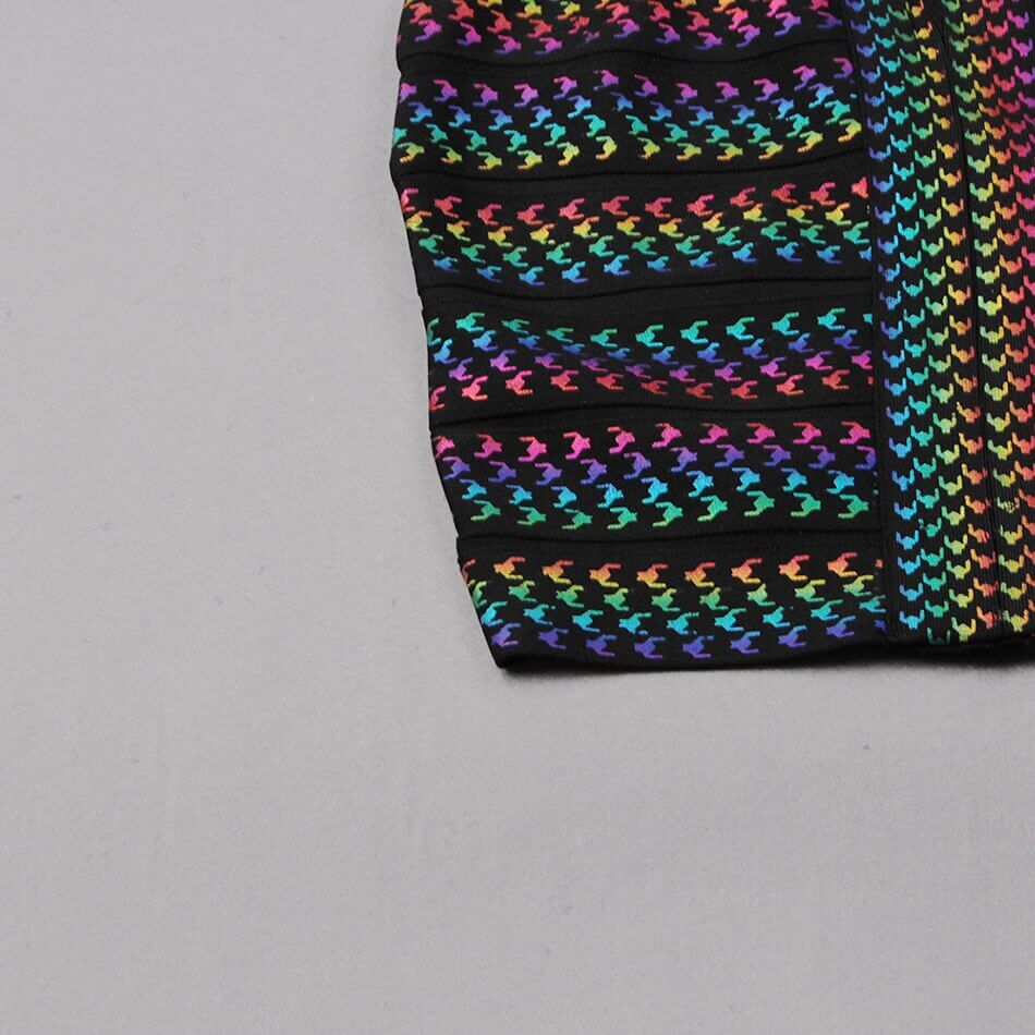 Kvinner sexy stripet bodycon minikjole. Ermeløs, elegant partykjole for festlige anledninger.