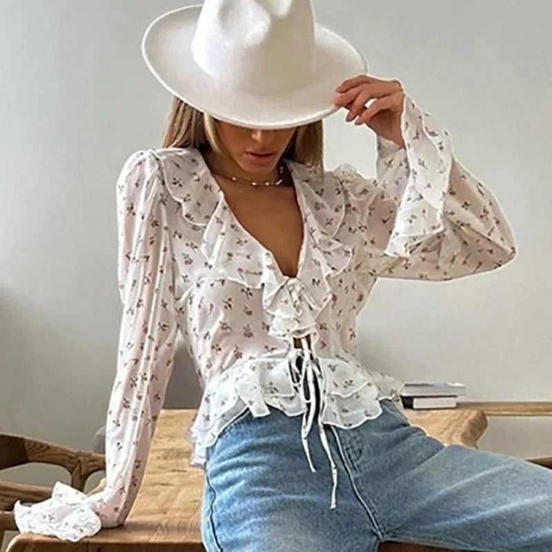 Kvinner elegant bluse med V-hals, mønstret design og volangdetaljer, en flott fest- og hverdagstopp.