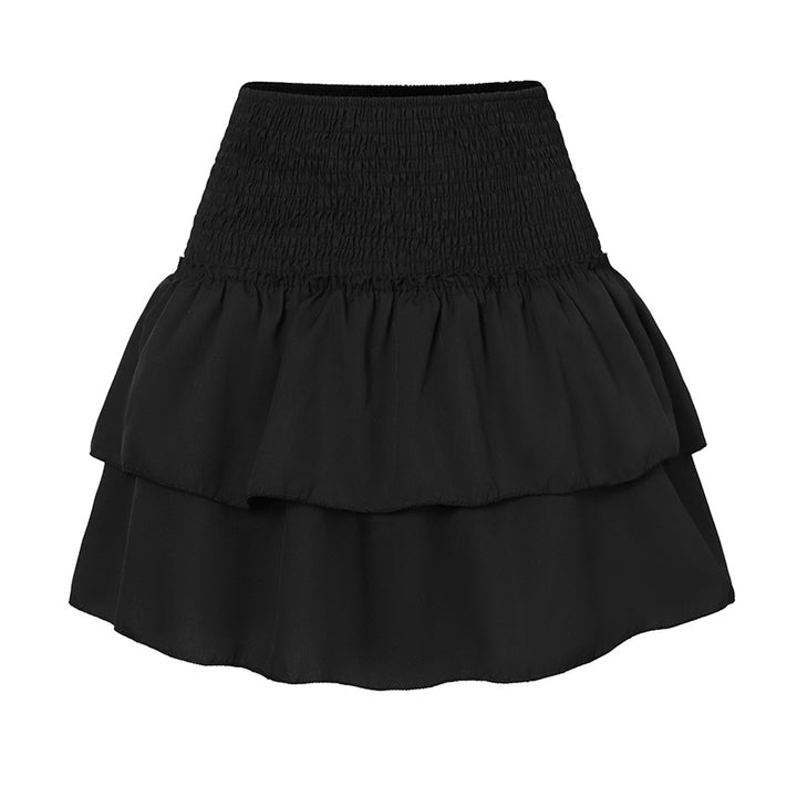Kvinners elegante miniskjørt, høy midje med volanger. Perfekt for både fest og fritid.