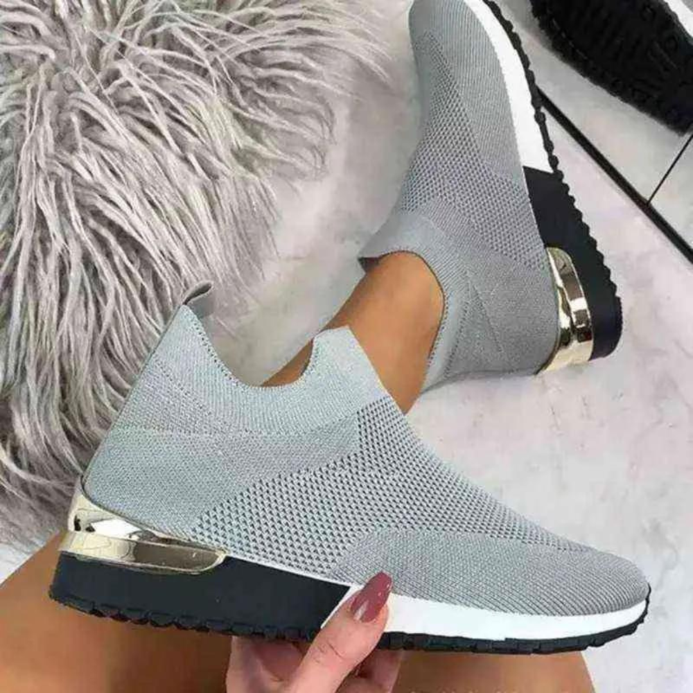 Lette og myke slip-on kvinnesko. Moderne, stilrent design for maksimal komfort i hverdagen.