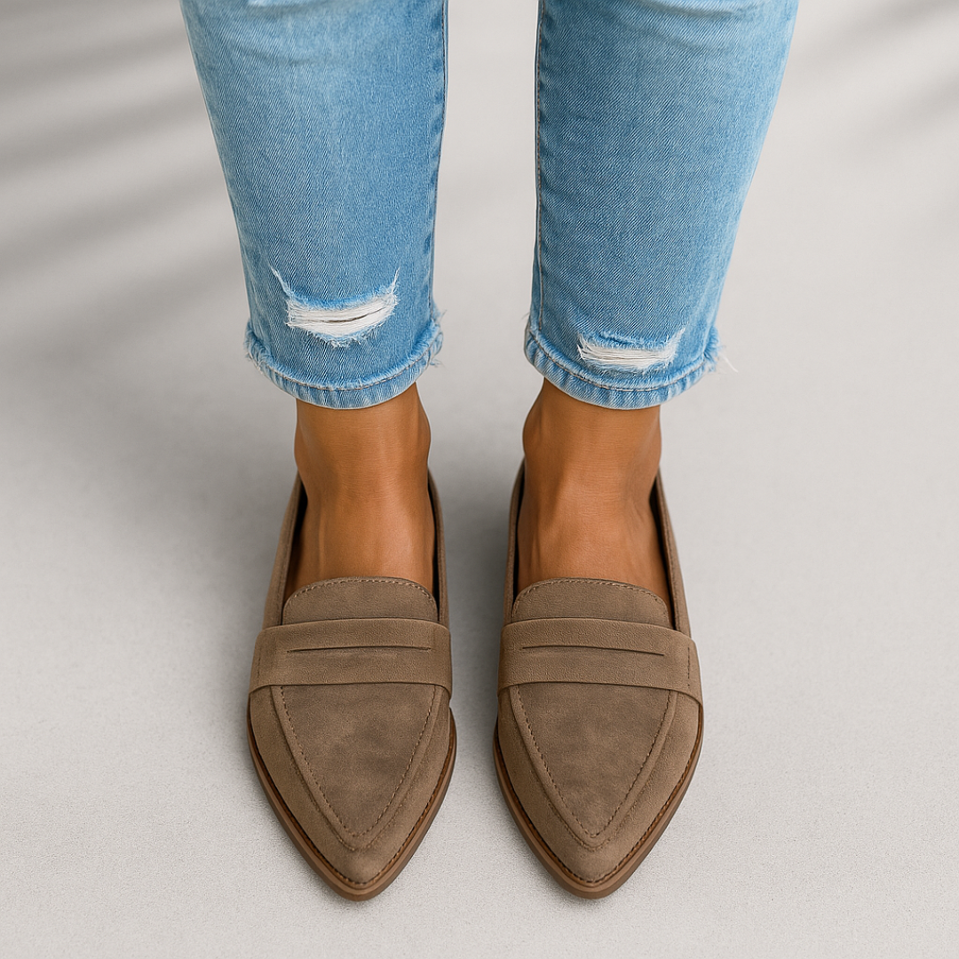 Allsidige flate loafers for kvinner, perfekte som komfortsko til hverdag og spesielle anledninger.