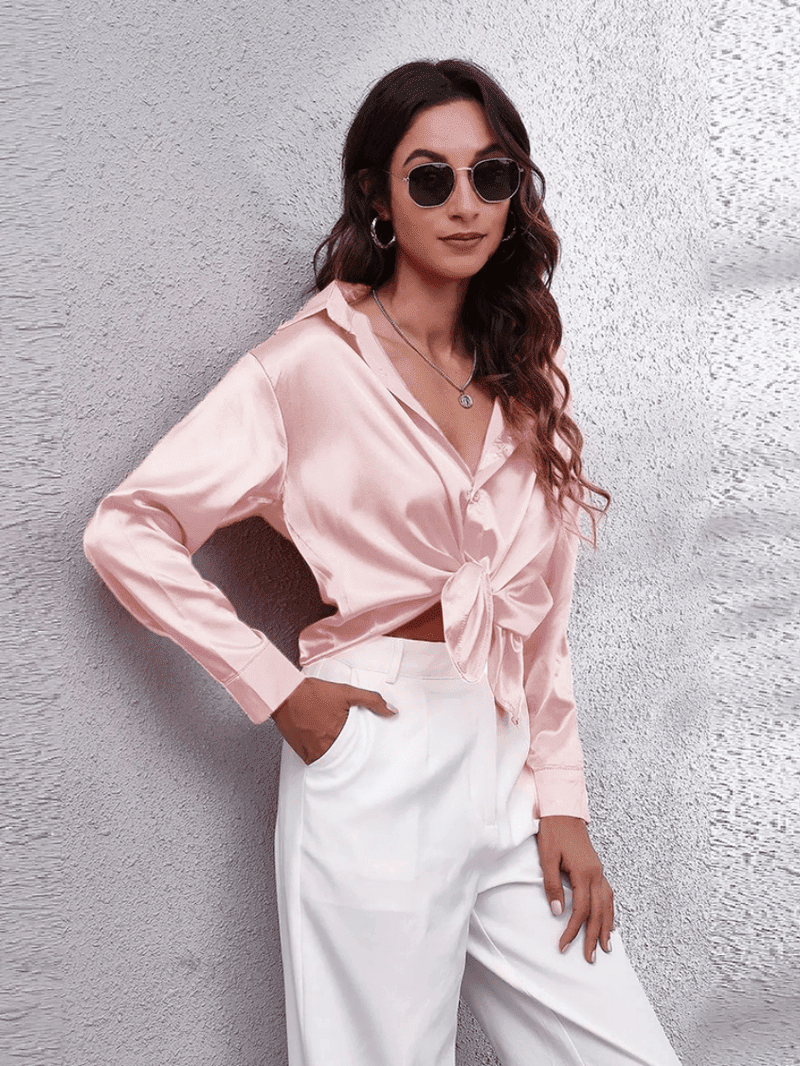 Stilfull langermet bluse for kvinner, feminin og elegant for alle årstider.