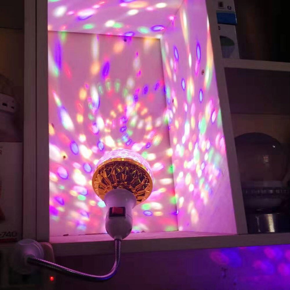 Allsidig LED-lys for fest: Magisk krystallkule discoball med roterende RGB-effekter for alle anledninger.