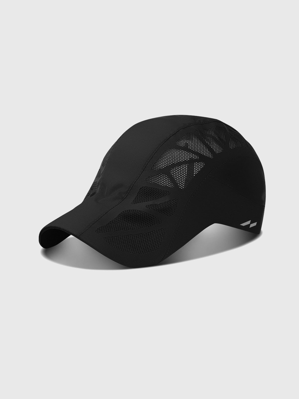 Ventilert løpehatt med solbeskyttelse. Ideell for utendørs trening, løping og aktivitet. Hurtigtørkende unisex design.