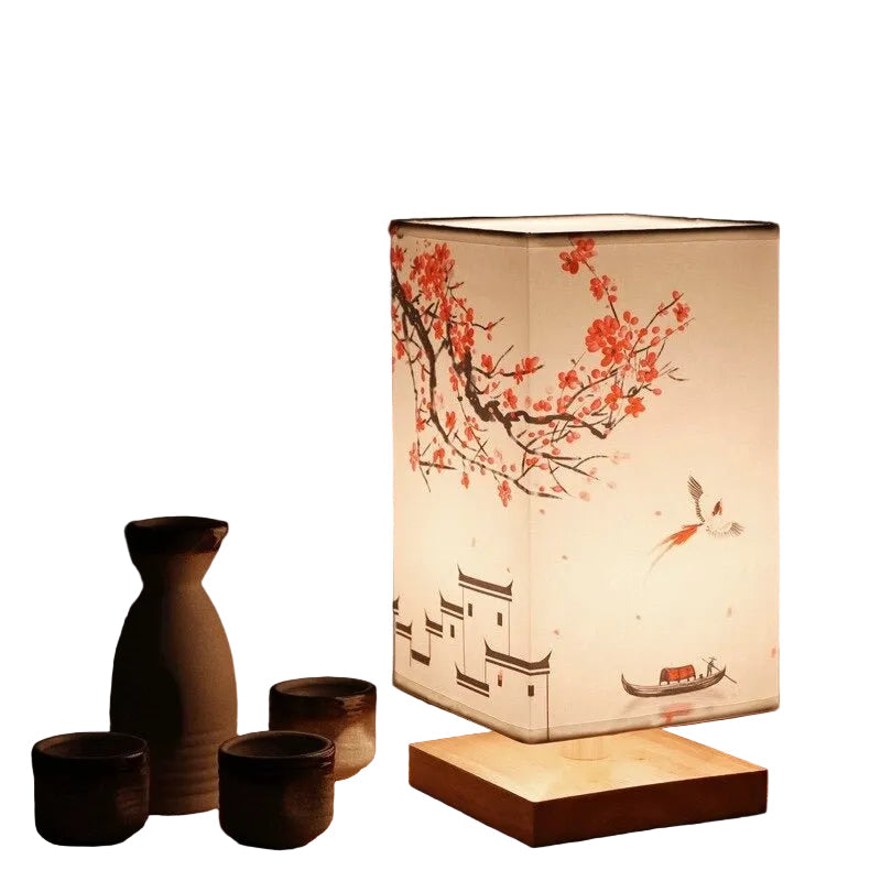 Liten bordlampe i japansk-skandinavisk design for soverom. Minimalistisk interiørbelysning.