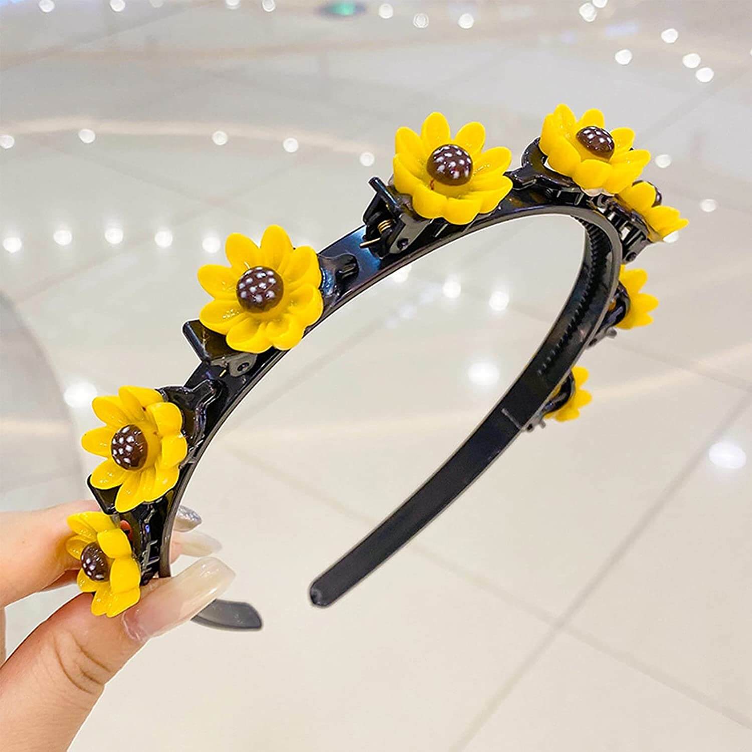 Close-up von Prinzessin-Haarspangen, detailreicher Haarschmuck für Mädchen