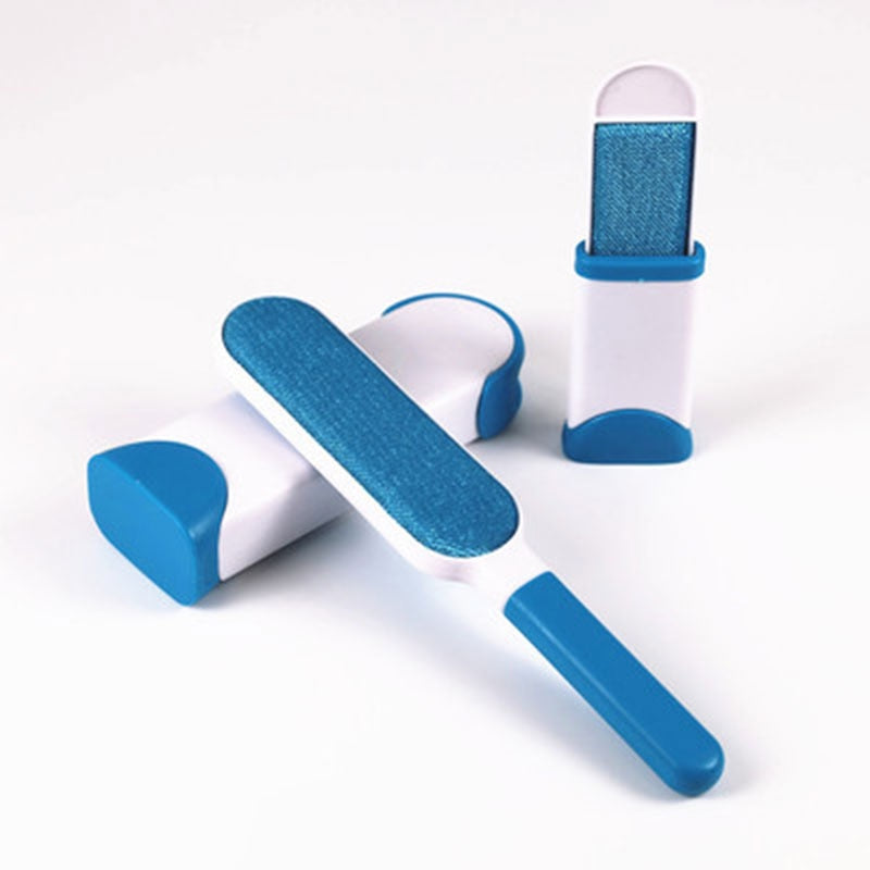 Nærbilde av dyrehår-lo-fjerneren med innsamlet dyrehår og lo etter bruk.