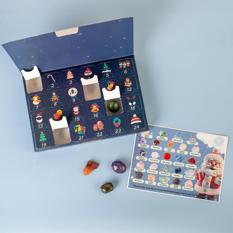Julegave: Magisk adventskalender med 24 unike natursteiner, et populært samleobjekt.