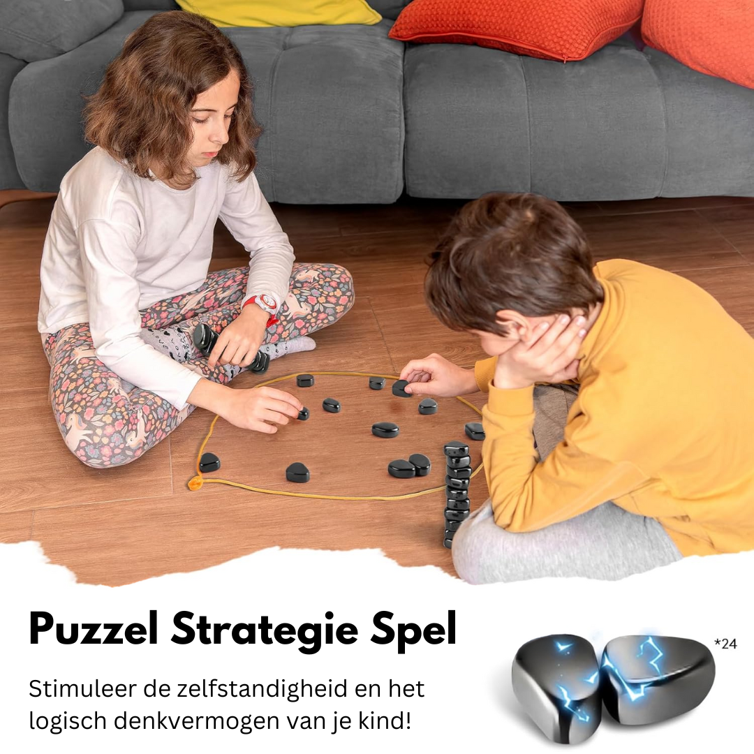 Reiseklart magnetisk sjakksett med gule og oransje brikker. Holdbart brettspill for strategi og hjernetrim.